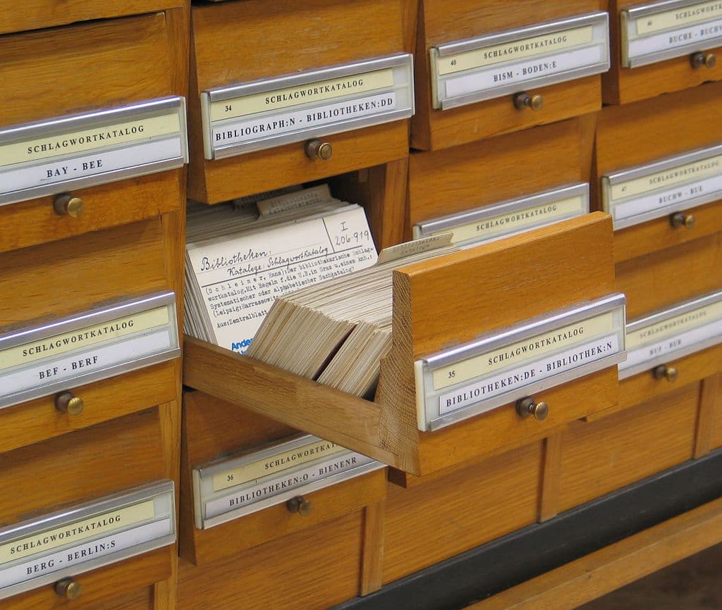 OpenStack: instance cannot get network info from the metadata service